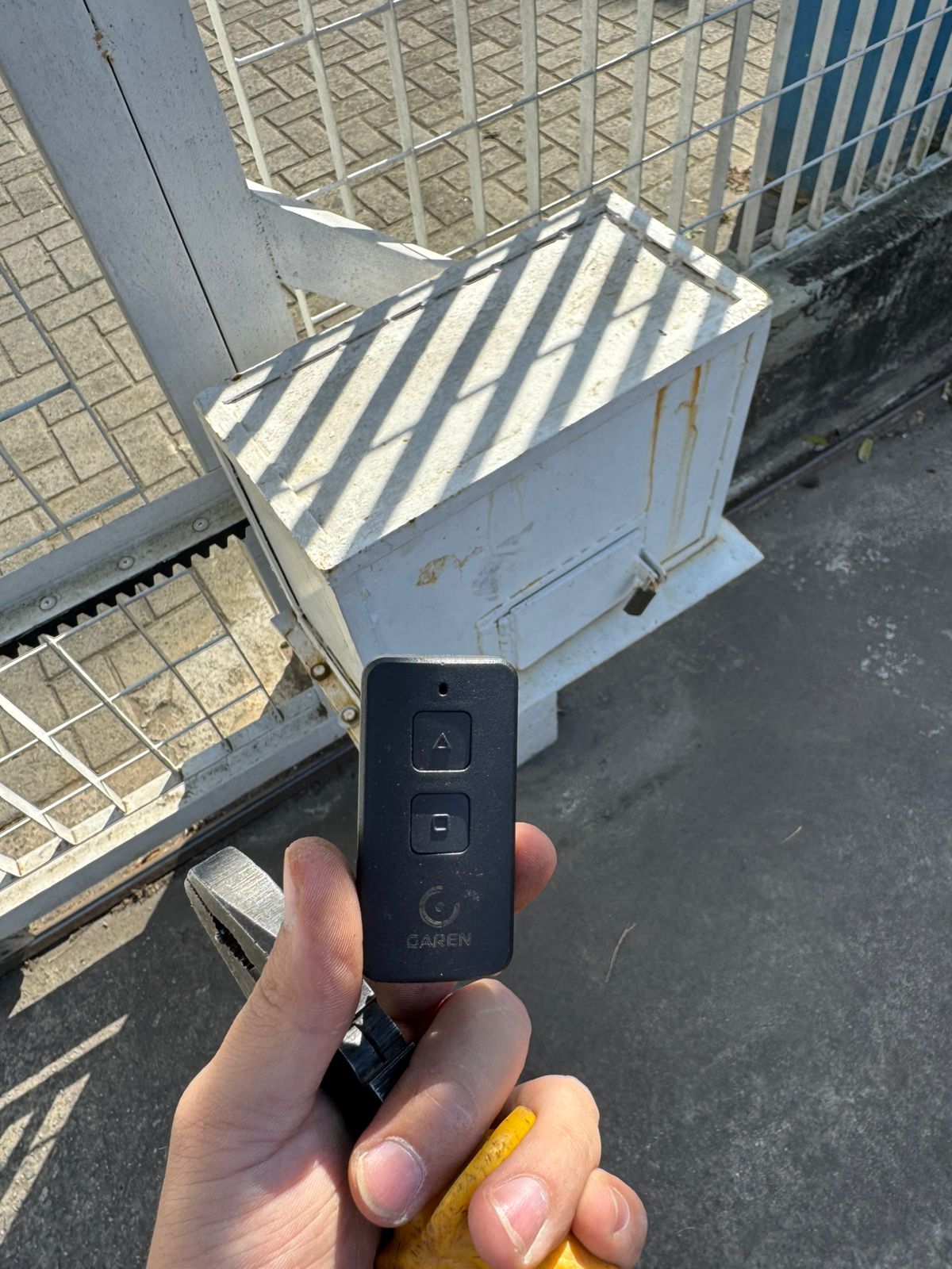 Controle e automação de portão — EXPE OBRAS